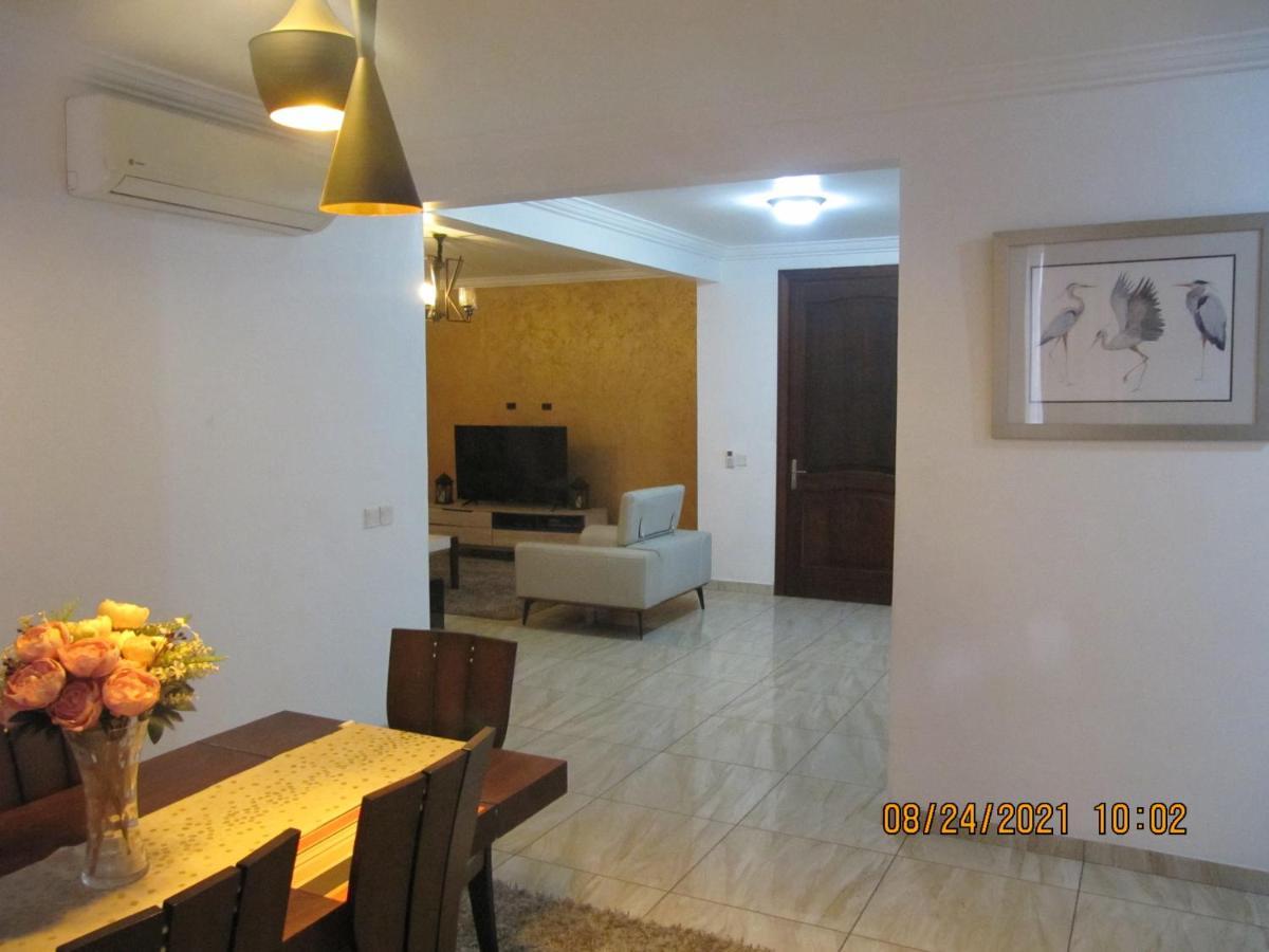 Bertha'S Court D-Plus Apartments Dzorwulu Ngoại thất bức ảnh