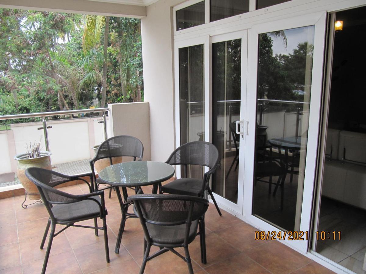 Bertha'S Court D-Plus Apartments Dzorwulu Ngoại thất bức ảnh