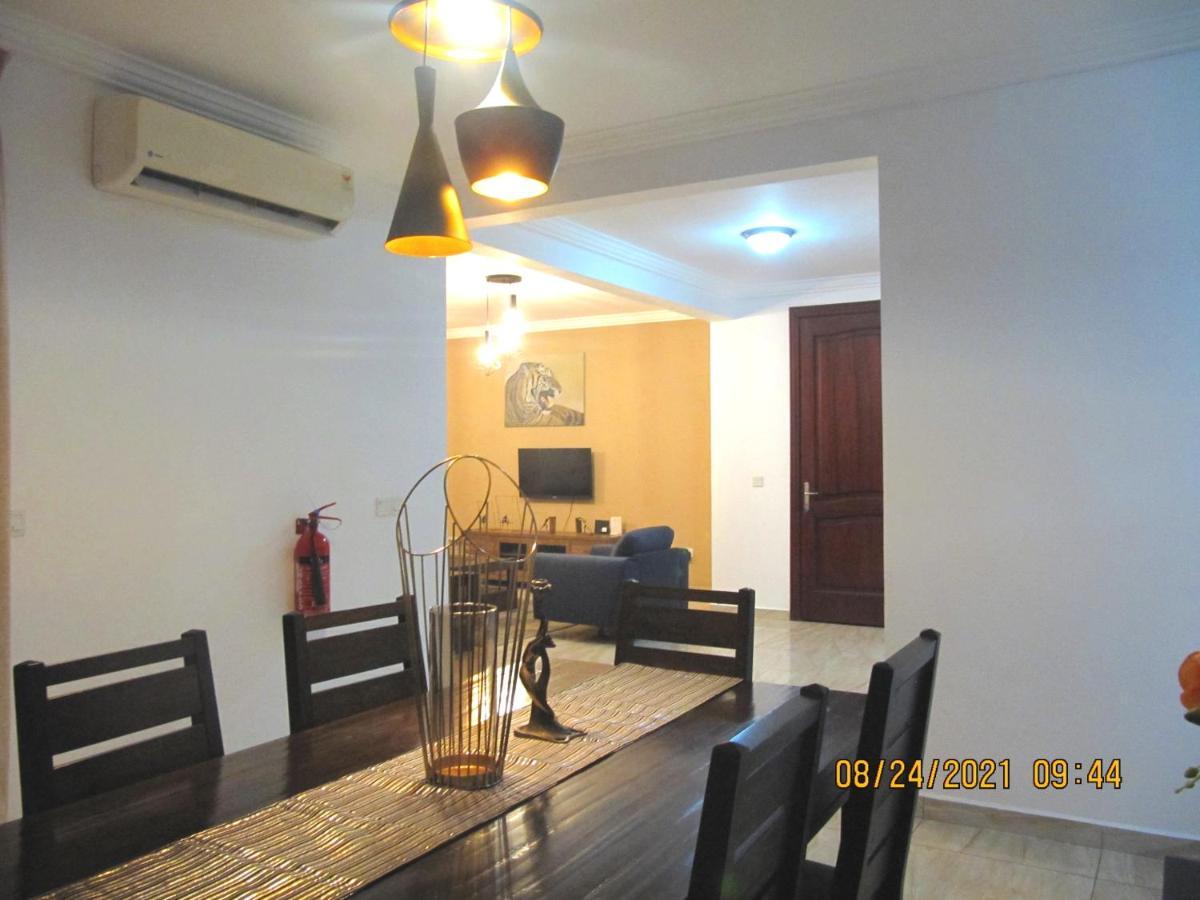 Bertha'S Court D-Plus Apartments Dzorwulu Ngoại thất bức ảnh